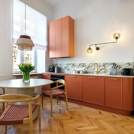 Tyzenhauz Apartments Siemiradzkiego Street Краків Екстер'єр фото