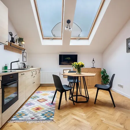 Tyzenhauz Apartments Siemiradzkiego Street Краків Екстер'єр фото