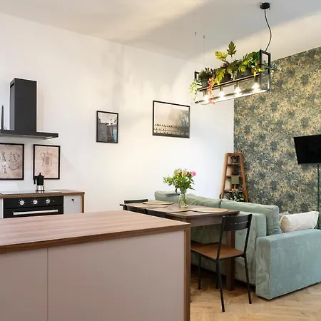 Tyzenhauz Apartments Siemiradzkiego Street Краків Екстер'єр фото