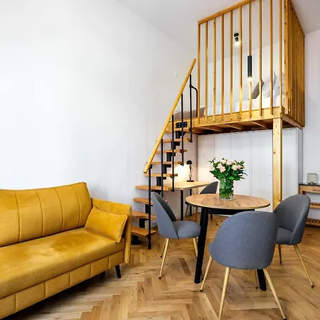 Tyzenhauz Apartments Siemiradzkiego Street Краків Екстер'єр фото