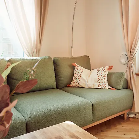 Tyzenhauz Apartments Siemiradzkiego Street Краків Екстер'єр фото