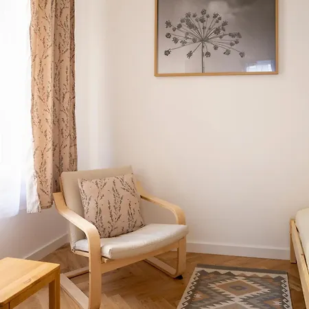 Tyzenhauz Apartments Siemiradzkiego Street Краків Екстер'єр фото