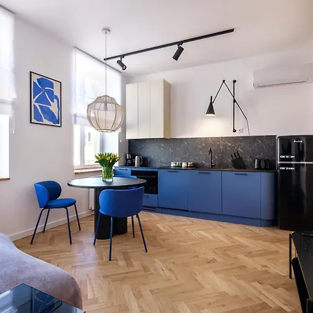 Tyzenhauz Apartments Siemiradzkiego Street Краків Екстер'єр фото