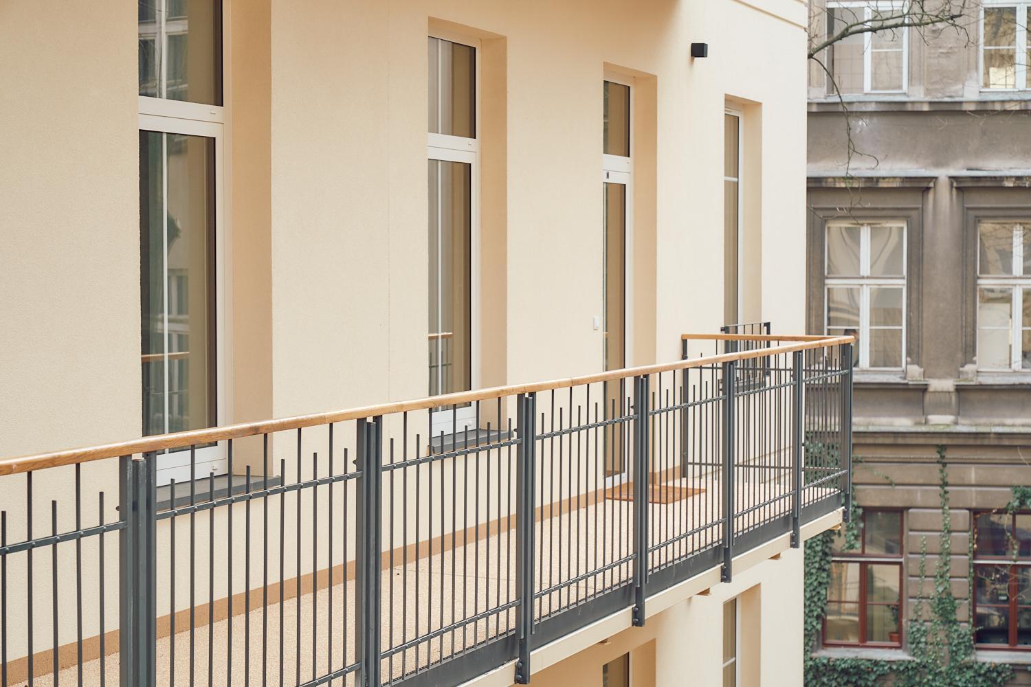 Tyzenhauz Siemiradzkiego Street Apartmán *